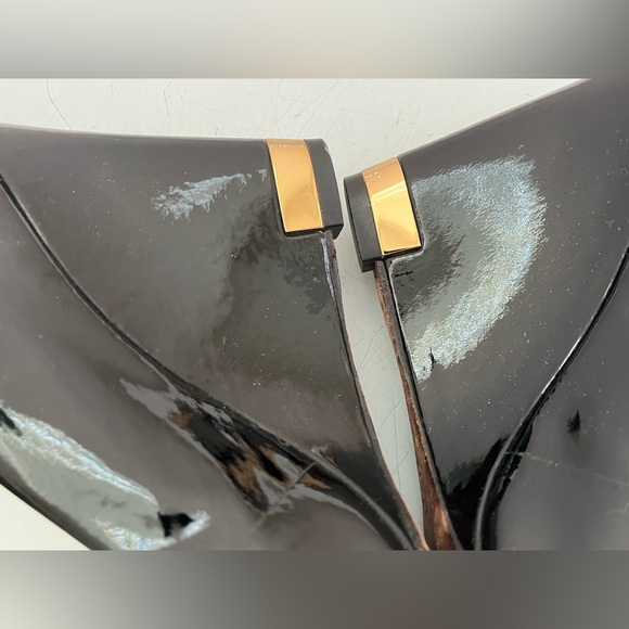 Tory Burch Patent Leather wedge heel - Picture 8 of 11